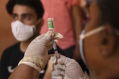 Corona Vaccination in MP: मध्य प्रदेश में अब तक कितने करोड़ लोगों को दी जा चुकी हैं वैक्सीन की दोनों डोज, आकंड़ों के जरिए समझिए