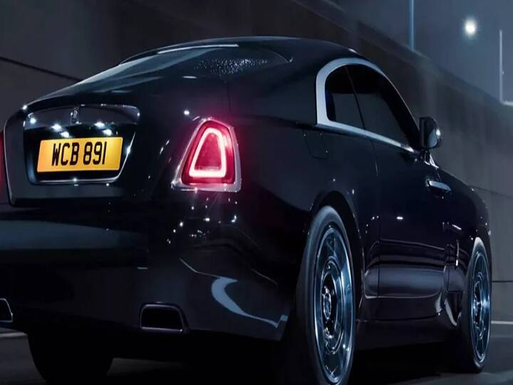 Rolls Royce की पहली इलेक्ट्रिक कार Spectre जल्द देगी दस्तक, टेस्टिंग के दौरान दिखी झलक