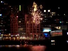 Happy New Year 2022  : नवीन वर्षाचं सर्वात पहिलं स्वागत न्यूझीलंडमध्ये, ऑकलंडच्या स्काय टॉवरवर नयनरम्य रोषणाई