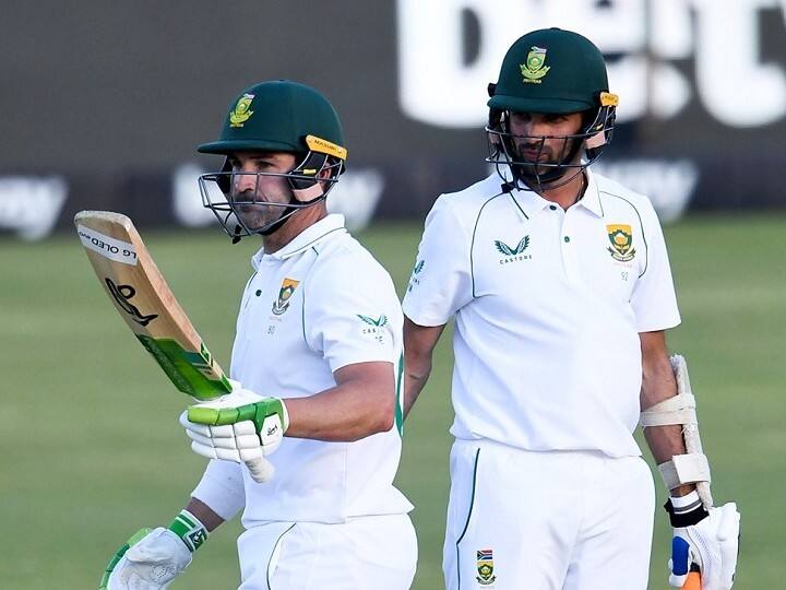 सेंचुरियन टेस्ट में टीम इंडिया ने दक्षिण अफ्रीका को 113 रन से हराया. इस टेस्ट की दोनों पारियों में दक्षिण अफ्रीका की टीम 200 रन के अंदर सिमट गई. दक्षिण अफ्रीका के क्रिकेट खेलने पर बैन हटने के बाद पिछले 30 सालों में यह तीसरी बार हुआ है, जब दक्षिण अफ्रीका अपने घरेलू मैदान में किसी टेस्ट की दोनों पारियों में 200 रन के अंदर ऑलआउट हो गई.