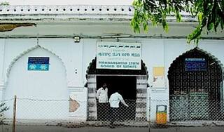 वक्फ बोर्ड जमीन घोटाळा; 35 हजार एकर जमिनीवर भूमाफियांनी कब्जा केल्याचा आरोप