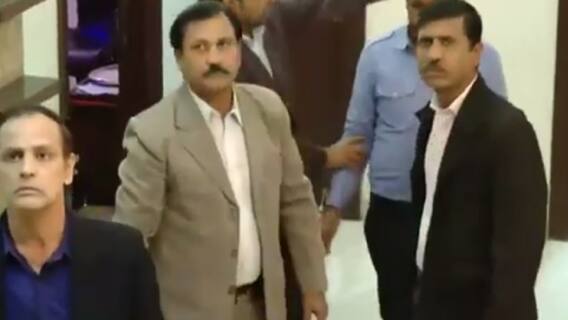 Kanpur Case Case: Piyush Jain के मायालोक की पड़ताल ! | सनसनी | 30.12.2021