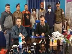 Jharkhand: ट्रेनों में चोरी करने वाले शातिर गिरफ्तार, जनरल टिकट लेकर स्लीपर कोच में देते थे वारदात को अंजाम