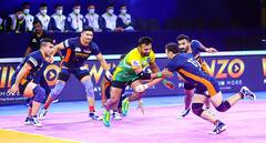 Pro Kabaddi League 2021-22: पहले हाफ में पिछड़ने के बाद पायरेट्स ने बंगाल वॉरियर्स को दी शिकस्त, मोनू गोयत ने एक रेड में हासिल किए 7 अंक