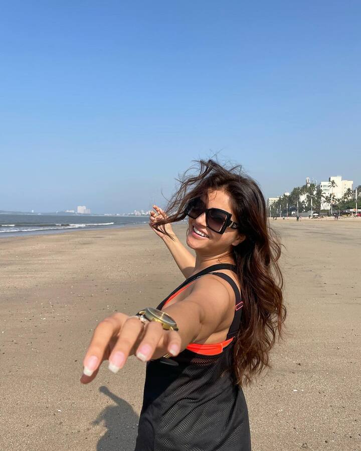 त्यानंतर  रुबिनाने हा एडिट केलेला फोटो शेअर केला. (photo:rubinadilaik/ig)