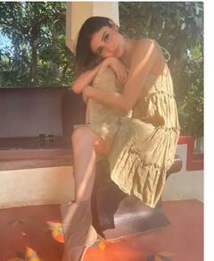 Mouni Roy Photos : ਅਦਾਕਾਰਾ ਮੌਨੀ ਰਾਏ ਨੇ ਛੋਟੀ ਡਰੈੱਸ 'ਚ ਦਿਖਾਇਆ ਬੋਲਡ ਅੰਦਾਜ਼ , ਫੁੱਟਵੀਅਰ ਦੇ ਵੀ ਖ਼ੂਬ ਚਰਚੇ