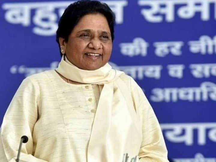 बसपा प्रमुख मायावती 2007 से 2012 तक प्रदेश की मुख्यमंत्री थीं. उनके कार्यकाल में आईपीसी की धाराओं के तहत हर साल औसतन 1 लाख 72 हजार 290 मामले दर्ज किए गए. इस दौरान हिंसक वारदातों का औसत हर साल 28 हजार 248 मामलों का था.