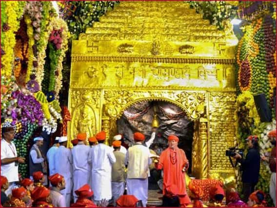 Stampede at Vaishno Devi Temple: वैष्णो देवी मंदिर में मची भगदड़, 12 श्रद्धालुओं की मौत, 13 घायल, बहसबाजी के बाद मची भगदड़, प्रधानमंत्री ने जताया शोक Stampede at Vaishno Devi Temple: वैष्णो देवी मंदिर में मची भगदड़, 12 श्रद्धालुओं की मौत, 13 घायल, बहसबाजी के बाद मची भगदड़, प्रधानमंत्री ने जताया शोक