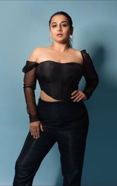 வித்யா பாலன் புத்தாண்டு லேட்டஸ்ட் க்ளிக்ஸ்