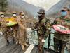 Jammu Kashmir News: नए साल की मीठी शुरुआत, भारत और पाकिस्तान की सेना ने एक -दूसरे को भेंट की मिठाइयां