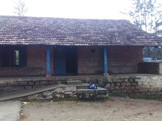 கொடைக்கானல் அருகே சந்தேகமான முறையில் மாணவி மரணம் - 3 ஆசிரியர்கள் இடமாற்றம்