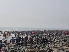 Digha: ওমিক্রন আতঙ্কের মাঝেই দিঘায় জনস্রোত, হুল্লোড়ে উড়ল বিধি