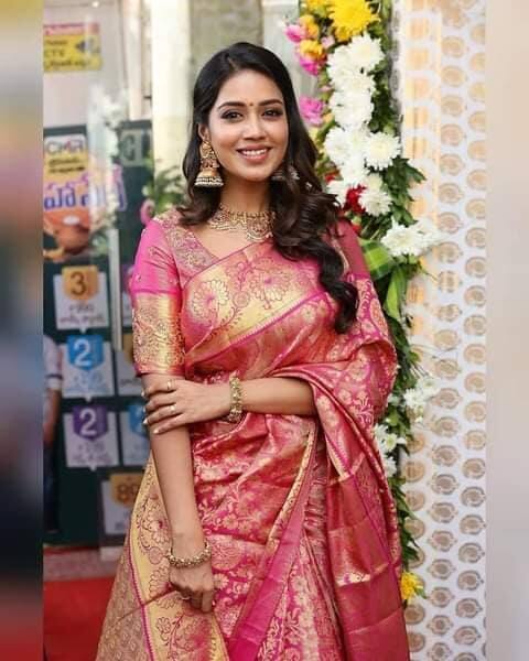 வலியே வலியே... என் ஒளியே ஒளியே... நான் ஒன்னும் பூதம் இல்ல தூரம் ஒடாத