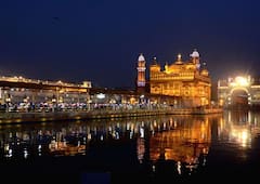 ਨਵੇਂ ਸਾਲ ਮੌਕੇ ਦੇਸ਼-ਵਿਦੇਸ਼ ਤੋਂ ਸ਼ਰਧਾਲੂ ਸ੍ਰੀ ਹਰਿਮੰਦਿਰ ਸਾਹਿਬ ਹੋਏ ਨਤਮਸਤਕ
