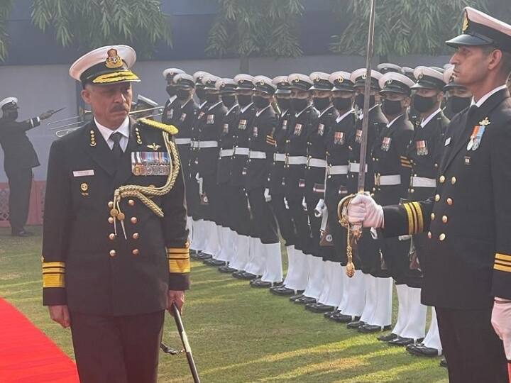 VS Pathania Receives Guard Of Honour, Takes Over As Director-General Of Indian Coast Guard VS Pathania Receives Guard of Honour As New Director-General Of Indian Coast Guard replaces K Natarajan VS Pathania Receives Guard Of Honour, Takes Over As Director-General Of Indian Coast Guard