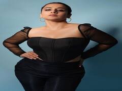 வித்யா பாலன் புத்தாண்டு லேட்டஸ்ட் க்ளிக்ஸ்