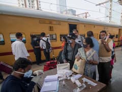 Coronavirus Testing : कोरोना चाचणीसाठी 24 तास बूथ उभारा, केंद्राचे राज्यांना आदेश