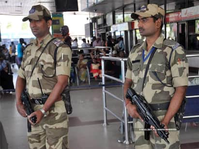 CISF recruitment for sub inspector. interest candidate should apply soon ஏதேனும் ஒரு டிகிரி இருக்கா? CISF ல் 647 காலிப்பணியிடங்கள்.. விண்ணப்பிக்க பிப்.5 கடைசி தேதி!