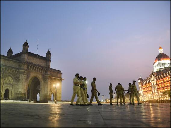 Mumbai Corona Update: नए साल के पहले दिन मुंबई में कोरोना संक्रमण का विस्फोट, 6 हज़ार से ज्यादा लोग हुए पॉजिटिव Mumbai Corona Update: नए साल के पहले दिन मुंबई में कोरोना संक्रमण का विस्फोट, 6 हज़ार से ज्यादा लोग हुए पॉजिटिव