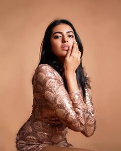 Shivani Rajasekhar: హీరోగారి కూతురు.. ఇంత హాట్ గా చూసి ఉండరు..