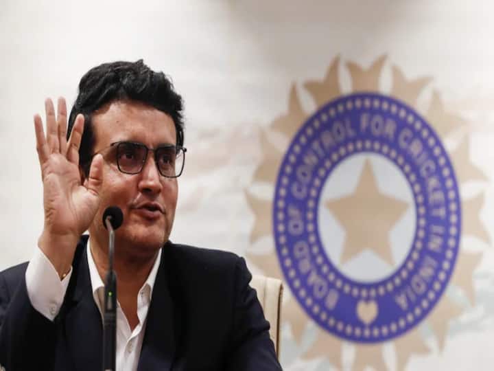 BCCI president Sourav Ganguly discharged from Hospital after Covid 19 Treatment but remains in home isolation Ganguly Discharged: கொரோனாவை பந்தாடி மீண்டு வந்தார் கங்குலி... அவருக்கு ஒன்னும் இல்லையாம் பங்காளி!