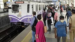 Covid Restrictions: ৫০ শতাংশ যাত্রী নিয়ে চলবে মেট্রো, প্রত্যাহার করা হতে পারে টোকেন পরিষেবা | Bangla News