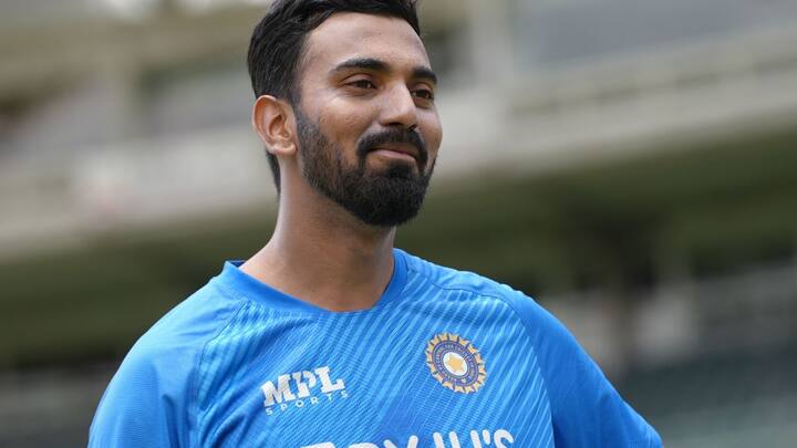 টেস্টে ভারতীয় ক্রিকেট দলের সহ অধিনায়কের ভূমিকা পালন করছেন রাহুল এই মুহূর্তে।