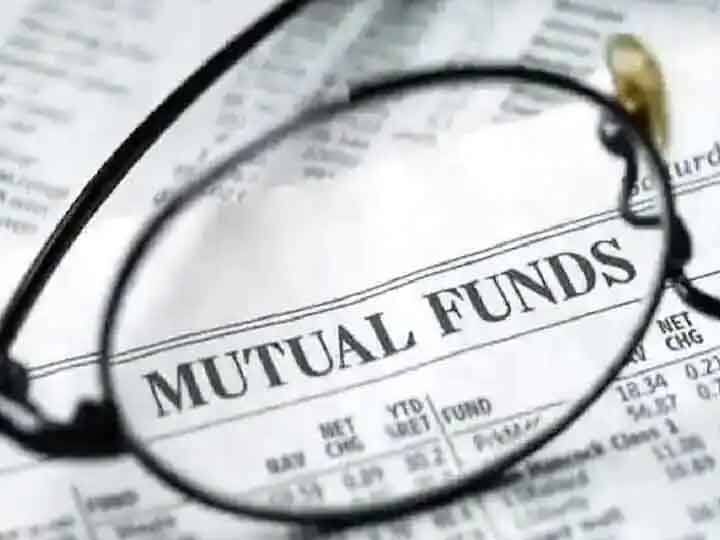 These mutual fund schemes rained money on investors gave great returns Mutual Funds: इन स्कीम्स ने की निवेशकों पर धनवर्षा, दिया शानदार रिटर्न