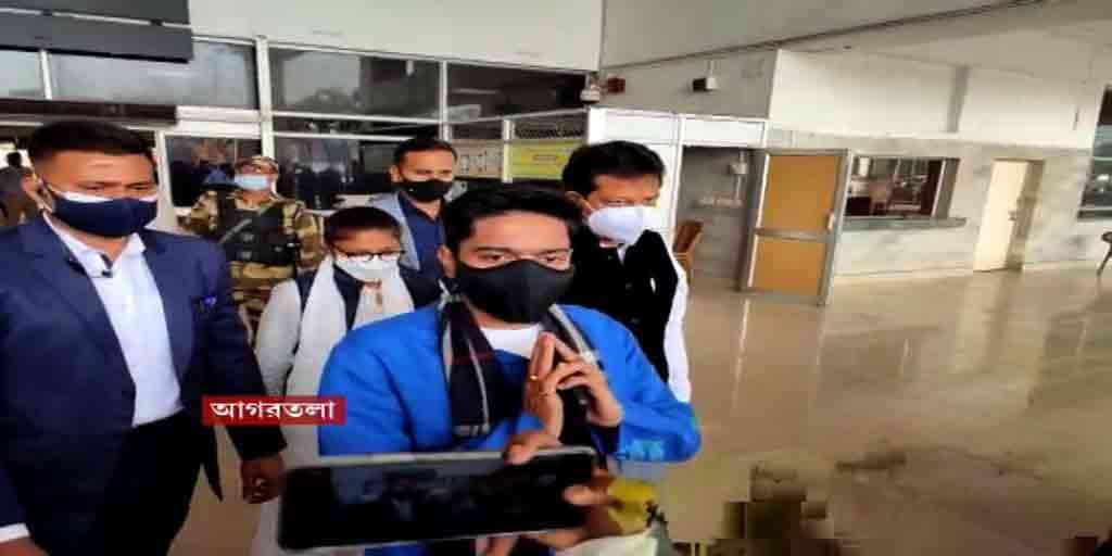 TMC leader Abhishek Banerjee reached agartala for 2 day Tripura visit, Dilip Ghosh slams his visit Abhishek Banerjee Tripura Visit: দু’দিনের ত্রিপুরা সফরে আগরতলায় পৌঁছলেন অভিষেক, কটাক্ষ দিলীপের