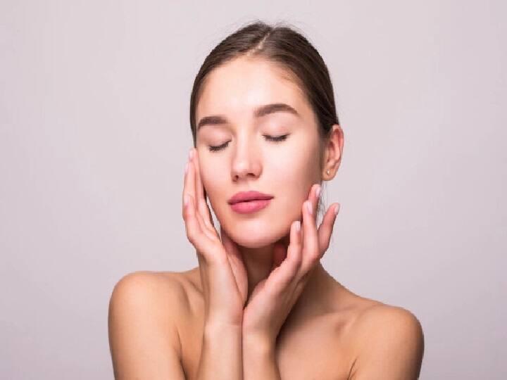 Skin Care Tips: सोने से पहले रात में चेहरे पर जरूर लगाएं नाइट क्रीम, मिलेंगे कई फायदे