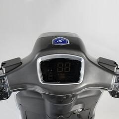 Electric Scooter: 3 साल की वारंटी और 100 किलोमीटर की रेंज के साथ आता है ये स्टाइलिश इलेक्ट्रिक स्कूटर, ये हैं फीचर्स और कीमत