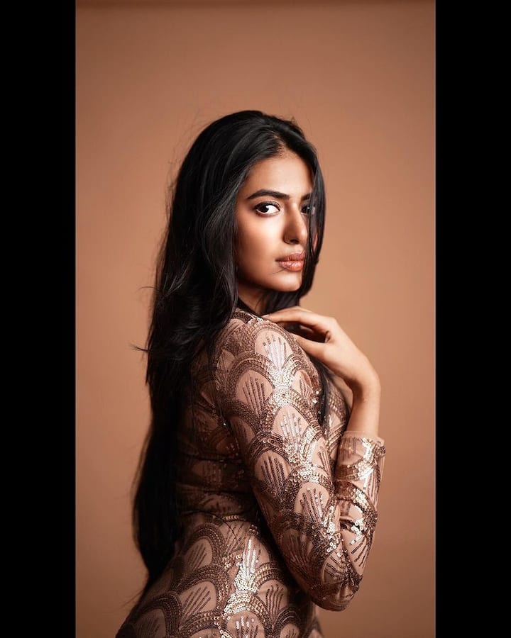 న్యూ ఇయర్ సందర్భంగా కొన్ని హాట్ ఫొటోలను తన ఇన్స్టాగ్రామ్ లో షేర్ చేసింది. (Photo Courtesy: Instagram)