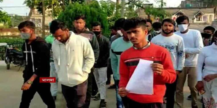 Malda The BJP MLA is accused of beating the student while fetching the scholarship certificate Malda News: স্কলারশিপের শংসাপত্র আনতে গিয়ে পড়ুয়াকে মারধরের অভিযোগ বিজেপি বিধায়কের বিরুদ্ধে