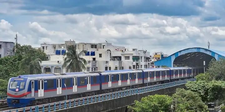 Apply for jobs in Gujarat Metro Rail Company Restricted by 11 February