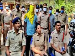 Vizianagaram: పోలీసునని బెదిరించి ఇద్దరు గిరిజన బాలికలపై లైంగిక దాడి... పోలీసుల అదుపులో నిందితుడు..