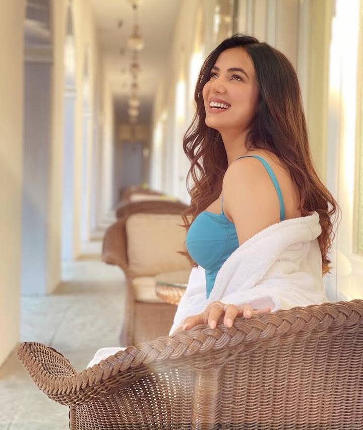 సోనాల్ చౌహాన్ హాట్ ఫోటోలు (Image credit: Sonal Chauhan/Instagram)