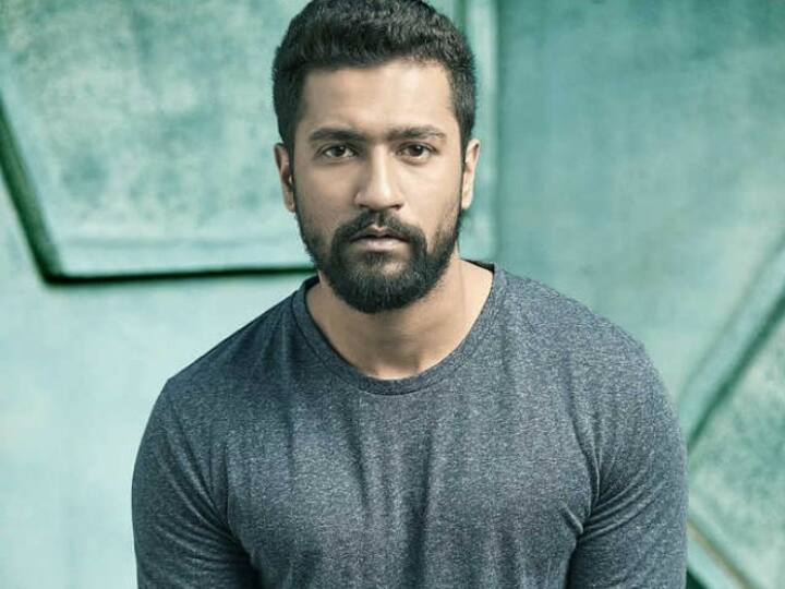 Vicky Kaushal | “என் வாகனத்தின் நெம்பரை எப்படி படத்திற்கு பயன்படுத்தலாம்..”  பாலிவுட் நடிகர் விக்கி கௌசல் மீது புகார்!