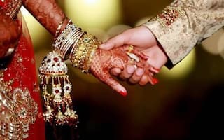 Gujarat Corona Guideline : આજે નવી ગાઇડલાઇન થશે જાહેર, લગ્નપ્રસંગોમાં લોકોની સંખ્યા બાબતે લેવાઇ શકે છે નિર્ણય