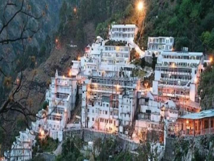 Mata Vaishno Devi Mandir Online Booking: only online booking for Mata Vaishno Devi temple Darshan Now Mata Vaishno Devi Mandir: अब सिर्फ इस तरीके से हो पाएंगे माता वैष्णो देवी मंदिर में दर्शन, हादसे के बाद हुआ फैसला