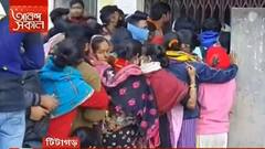 Titagarh: কোভিড বিধি শিকেয় তুলে চরম বিশৃঙ্খলা টিটাগড় পোস্ট অফিসে। Bangla News