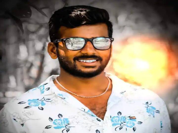 Krishnagiri: Hosur city Sriram Sena leader stabbed to death ஓசூர் நகர ஸ்ரீராம் சேனா தலைவர் கத்தியால் குத்திக்கொலை