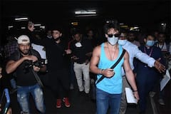 Pics: એરપોર્ટ પર જોવા મળ્યો ટાઈગર શ્રોફ અને દિશા પટણીનો કૂલ અંદાજ