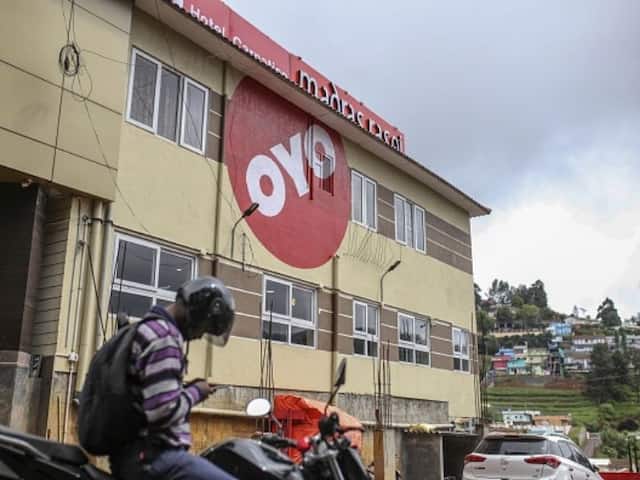 Over 500 Employees, Former Staff Of IPO-Bound OYO Buy 3 Crore Shares