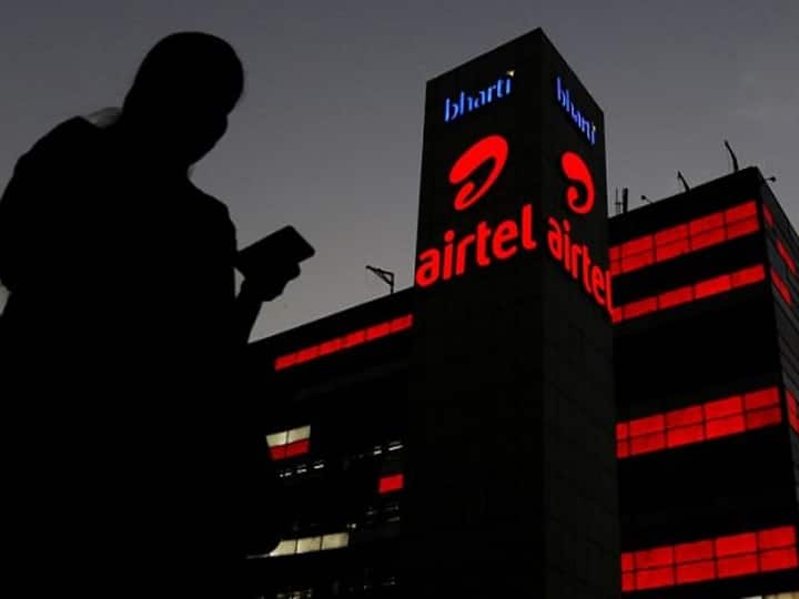 Airtel Google deal will give wings to Digital India Google-Airtel Deal : एअरटेल-गुगलच्या बिग डीलमुळे डिजिटल इंडियाला मिळणार भरारी, स्मार्टफोन होणार अधिक स्वस्त