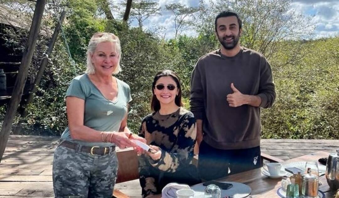 Ranbir kapoor - Alia Bhatt Vacation: वायरल हो रही है Ranbir Kapoor और Alia Bhatt के वेकेशन की अनदेखी तस्वीर