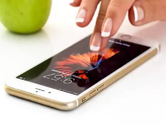 iPhone New Feature : अब फेस मास्क और चश्मा होने के बाद भी अनलॉक हो जाएगा iPhone, जल्द मिलेगा नया फीचर