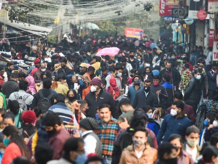 Delhi Covid 19 News DDMA meeting tomorrow regarding Corona LG Anil Baijal and CM Arvind Kejriwal will be present Delhi News: दिल्ली में कोरोना विस्फोट के बीच कल DDMA की बैठक, एलजी अनिल बैजल और सीएम केजरीवाल होंगे शामिल