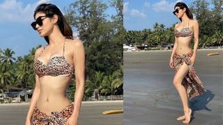 Mouni Roy photos: મૌની રોયે લેપર્ટ પ્રિન્ટેડ બિકિનીમાં ઇન્ટરનેટ પર લગાવી આગ
