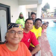 Amit Bhatt Family Photo: तारक मेहता का उल्टा चश्मा के बापूजी की पत्नी हैं बला की खूबसूरत, तस्वीरें देख उड़ जाएंगे होश