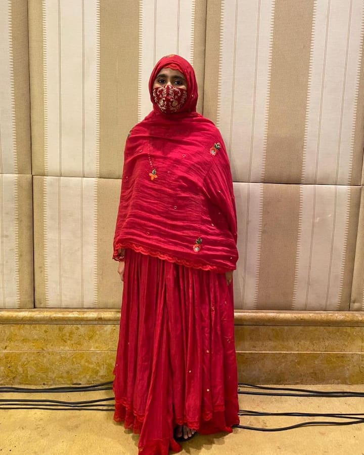 Khatija Rahman Engagement :  बॉलिवूडमधील प्रसिद्ध संगीतकार ए.आर. रेहमानच्या  (AR Rahman) मुलीचा म्हणजेच खतीजा रेहमानचा (Khatija Rahman) साखरपुडा नुकताच पार पडला. (photo :khatija.rahman/ig)